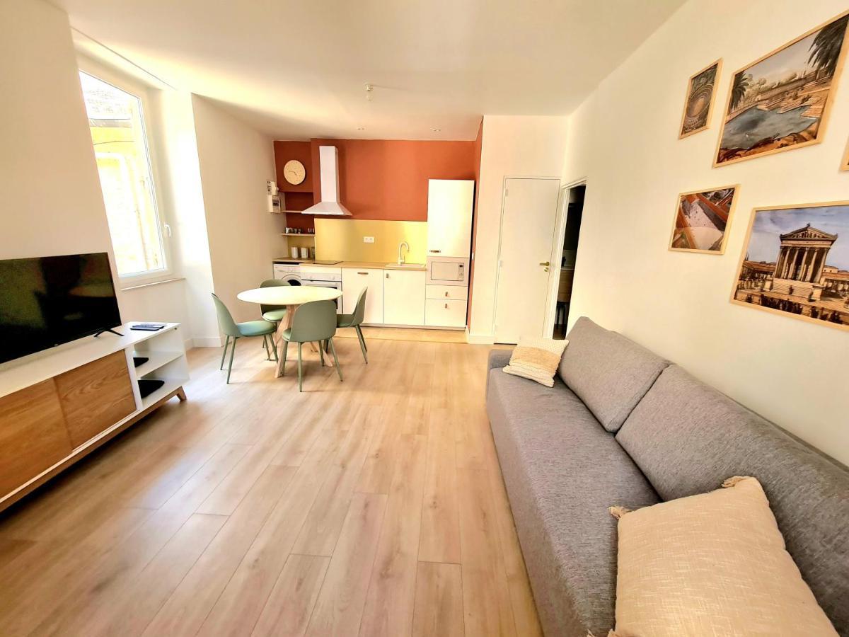 Arenes - T2 Calme Climatise Apartamento
